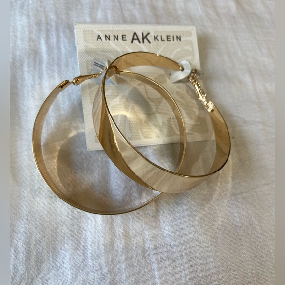 Anne Klein Thick Hoop‎ Earrings Silver Tone New in Card - Picture 1 of 7